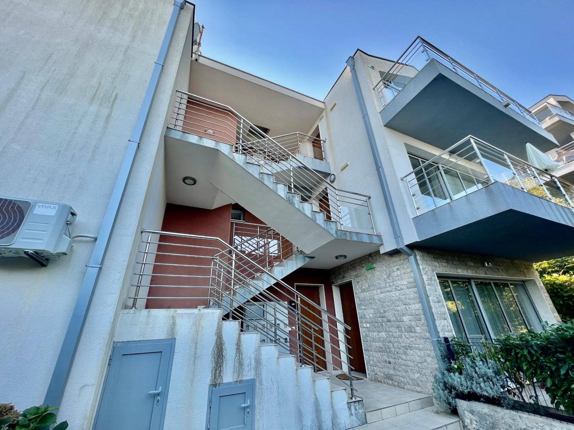 Acacia Hill B8 Apartamento Ðenovići Exterior foto